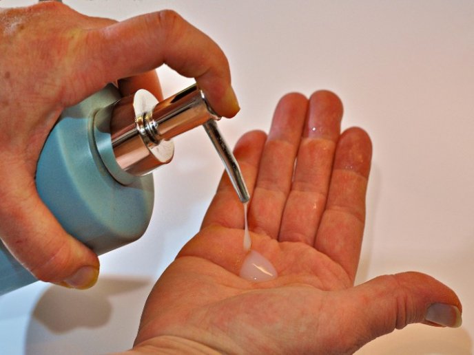 Cómo hacer jabón líquido para manos